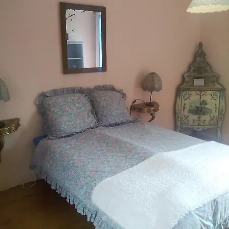 Le 37 Bed & Breakfast 2*