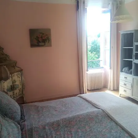 Le 37 Bed & Breakfast 2*