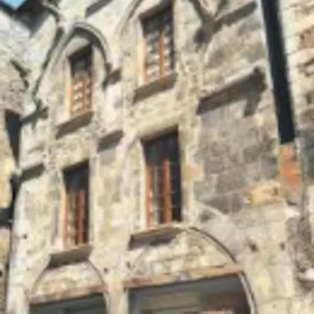 Le 37 Bed & Breakfast 2*
